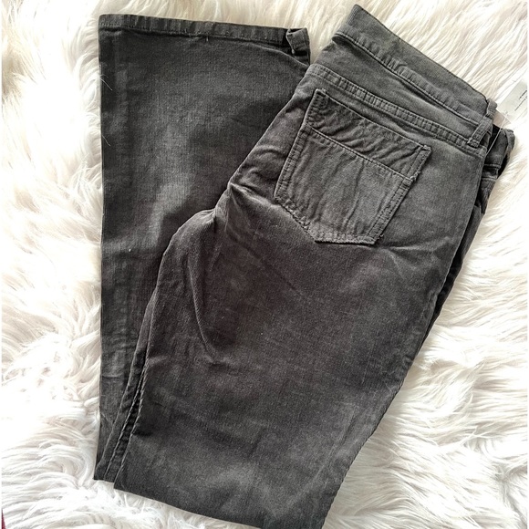 Old Navy Corduroy Bootcut pant - 8 Petite NWT - Picture 2 of 3